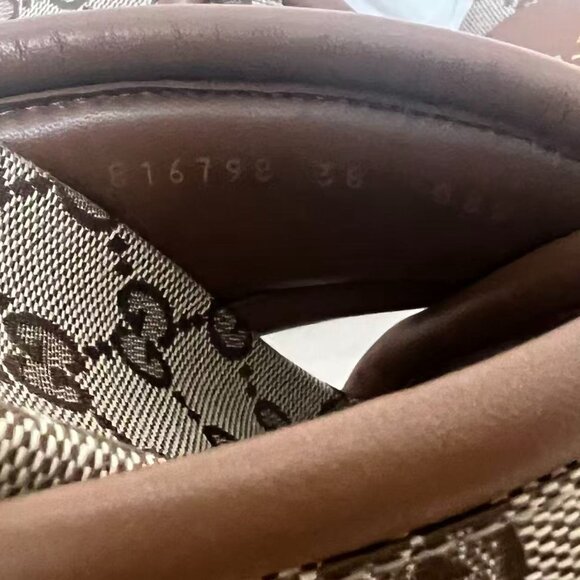 Gucci Women's GG Platform Slide Sandals - Picture 7 of 9